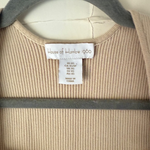 REVOLVE | House of Harlow 1960 | Size XS | Structured Crop - Picture 6 of 7